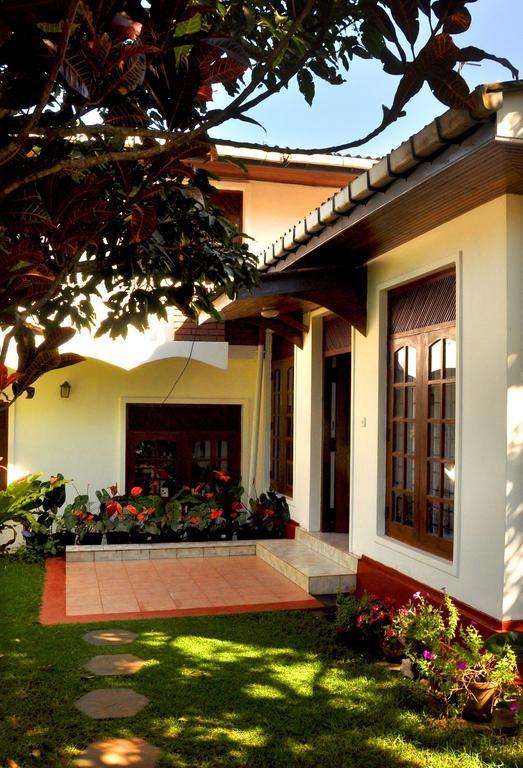 Kandy View Villa Exterior photo